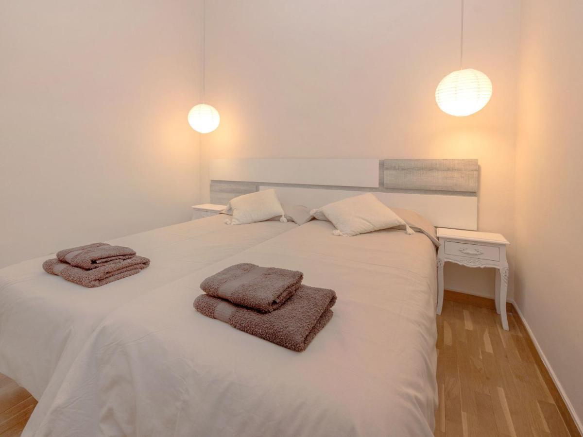 Apartment Eixample Esquerre Arago Rocafort By Interhome Barcelona Buitenkant foto